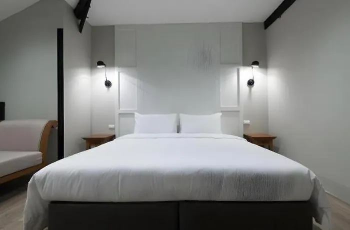 Hostel Theatre Heritage - Silom *